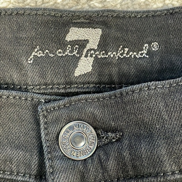 7 For All Mankind Mid Rise Raw Frayed Hem Cut Off Mini Shorts Black Sz 28 - Picture 6 of 12